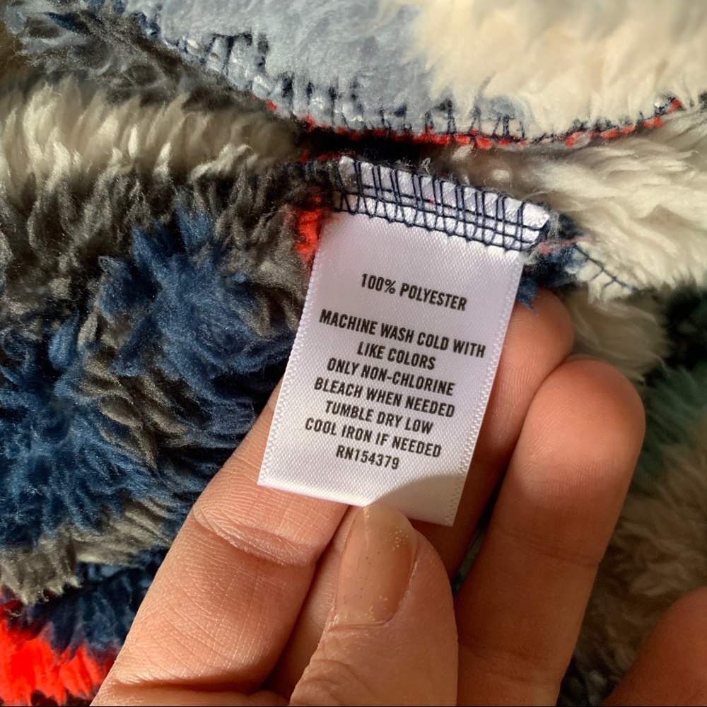 NWOT Aero Cropped Sherpa Quarter Zip - Picture 5 of 5